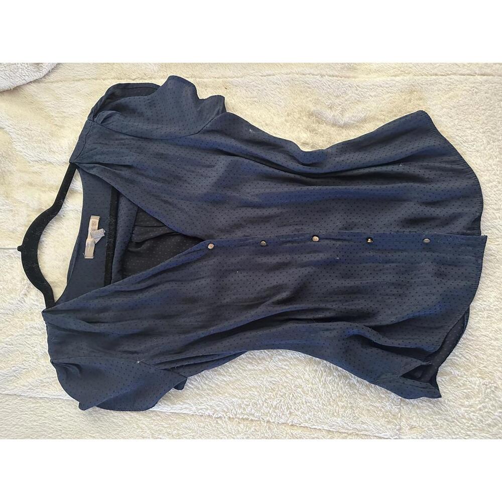 Forever 21 Navy Blue Women's Button-Up Blouse